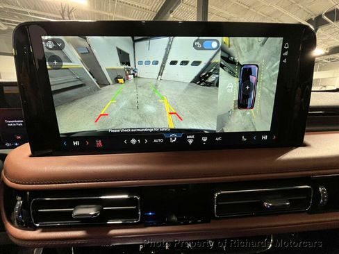 Used 2025 Lincoln Aviator Reserve w/ Equipment Group 201A image 35