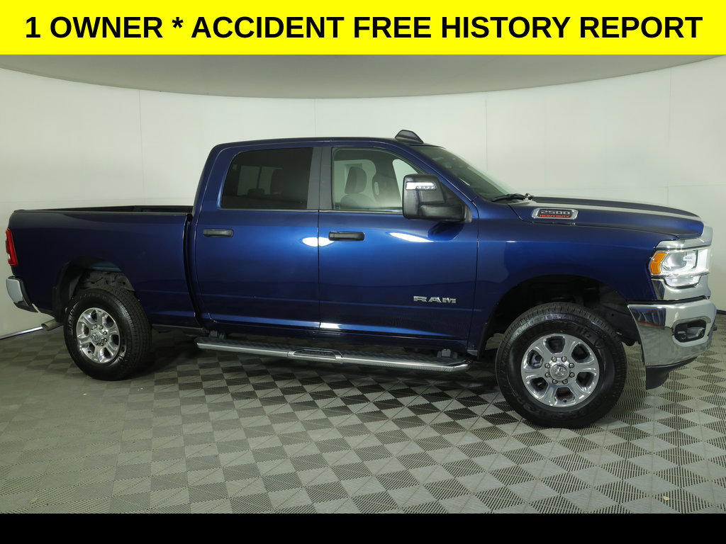 Used 2024 RAM 2500 Big Horn w/ Level 2 Equipment Group AWD/4WD image 2