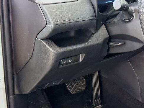 Used 2025 Toyota RAV4 LE image 17