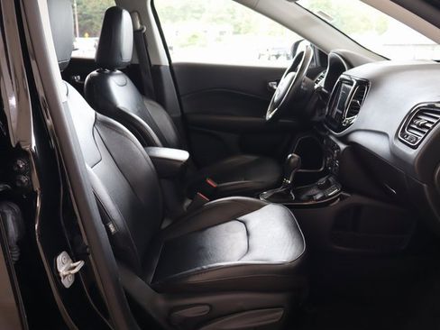 Used 2019 Jeep Compass Limited image 42