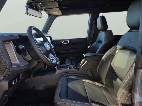New 2025 Ford Bronco Outer Banks image 11