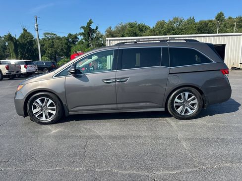 Used 2015 Honda Odyssey Touring image 9