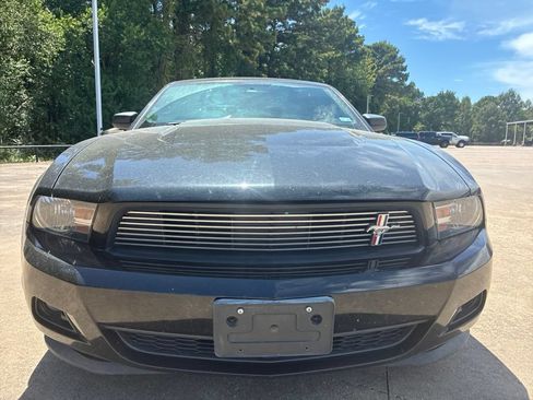 Used 2011 Ford Mustang Premium w/ 203A Rapid Spec Order Code RWD image 8
