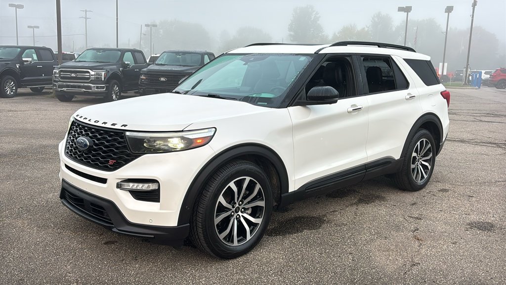 Used 2020 Ford Explorer ST w/ Premium Technology Package AWD/4WD image 3