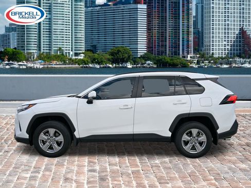 Used 2024 Toyota RAV4 XLE w/ Convenience Package FWD image 7
