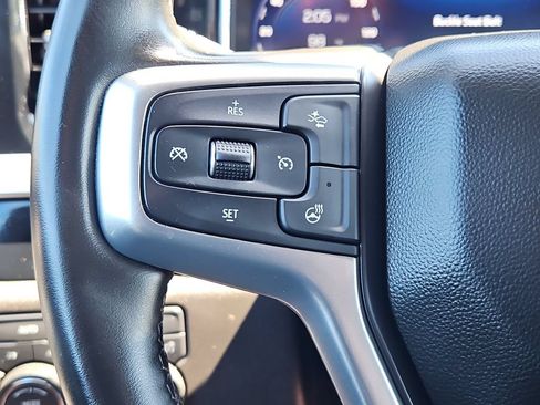 Used 2025 Chevrolet Silverado 1500 LT AWD/4WD image 24