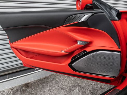 Used 2024 Ferrari Roma Spider image 35