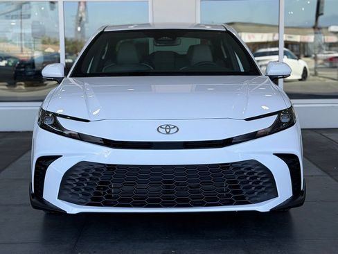 Certified 2026 Toyota Camry SE w/ Convenience Package FWD image 5