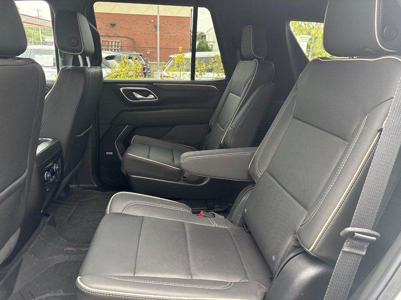 Used 2024 Chevrolet Tahoe Premier w/ Premium Package AWD/4WD image 6