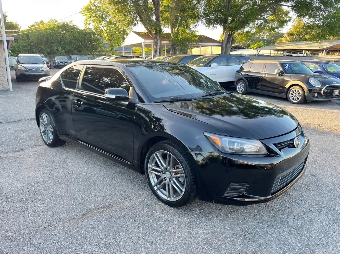 Used 2012 Scion tC FWD image 3