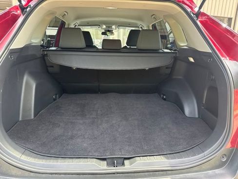 Used 2025 Toyota RAV4 XLE FWD image 12