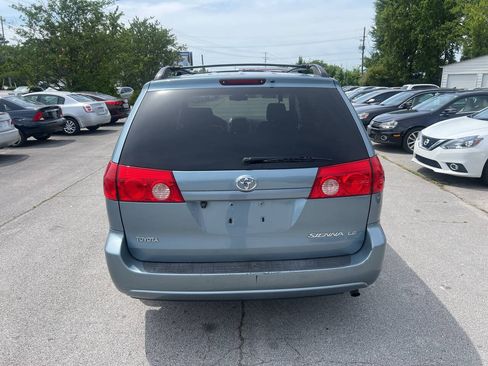 Used 2008 Toyota Sienna LE FWD image 6