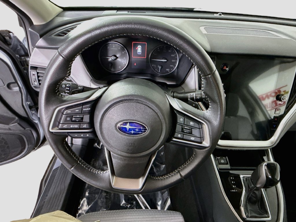 Used 2025 Subaru Outback Premium AWD/4WD image 21