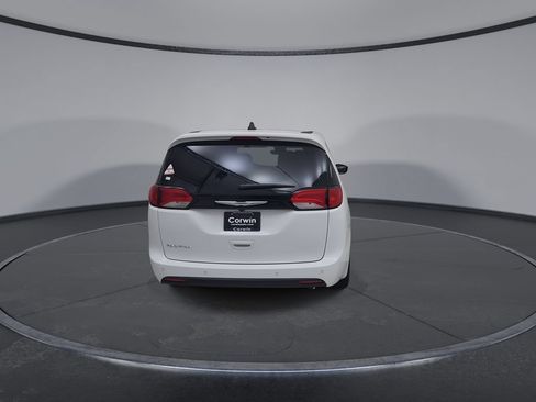 New 2027 Chrysler Pacifica LX FWD image 13