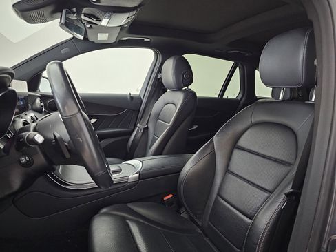 Used 2022 Mercedes-Benz GLC 300 GLC 300 image 9