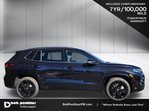 New 2026 Volkswagen Tiguan SE R-Line AWD/4WD image 24