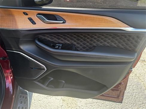 Certified 2023 Jeep Grand Cherokee L Summit image 13