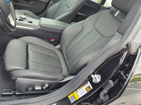 Used 2023 BMW i4 eDrive35 w/ Premium Package image 18