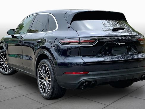 Used 2022 Porsche Cayenne AWD/4WD image 11