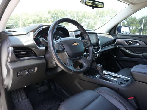Used 2019 Chevrolet Traverse Premier w/ Redline Edition FWD image 17