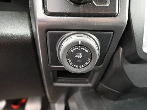 Used 2019 Ford F150 XLT w/ Equipment Group 302A Luxury image 24