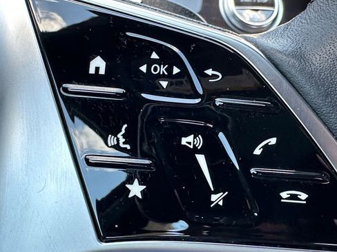 Used 2023 Mercedes-Benz C 300 4MATIC Sedan image 17