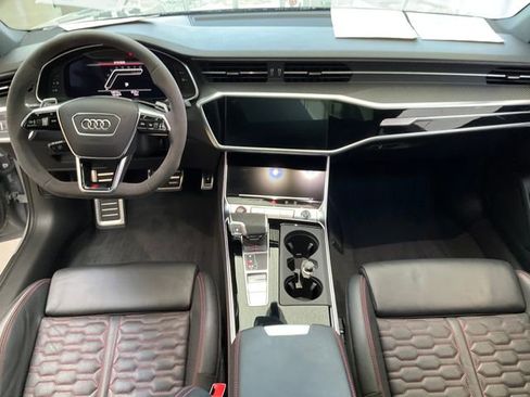 Used 2022 Audi RS 7 Sportback AWD/4WD image 4