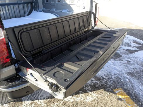 New 2026 GMC Canyon Elevation w/ Convenience Package image 36