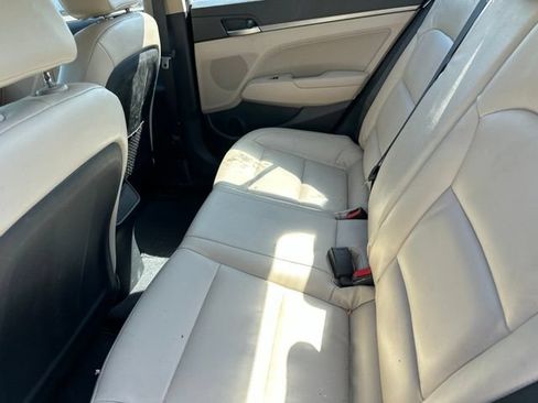 Used 2017 Hyundai Elantra SE w/ SE A/T Tech Package 03 FWD image 15