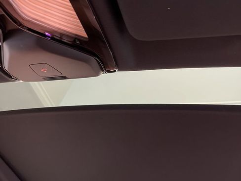 Used 2023 BMW 530i xDrive w/ Premium Package AWD/4WD image 20