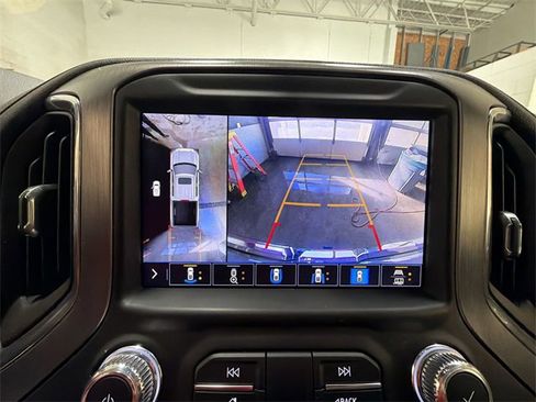 Certified 2020 GMC Sierra 1500 Denali w/ Technology Package image 17