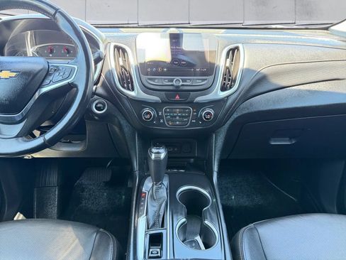 Used 2019 Chevrolet Equinox Premier FWD image 12