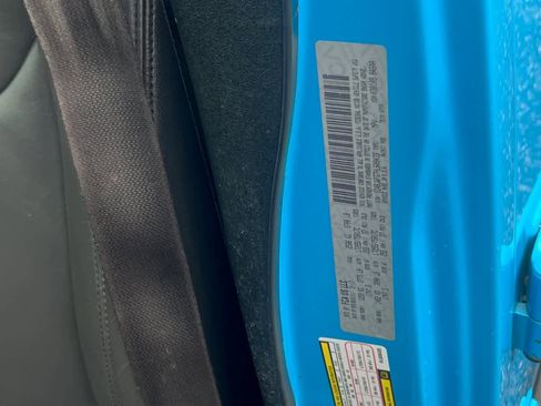 Used 2017 Jeep Wrangler Unlimited Rubicon w/ Connectivity Group image 37