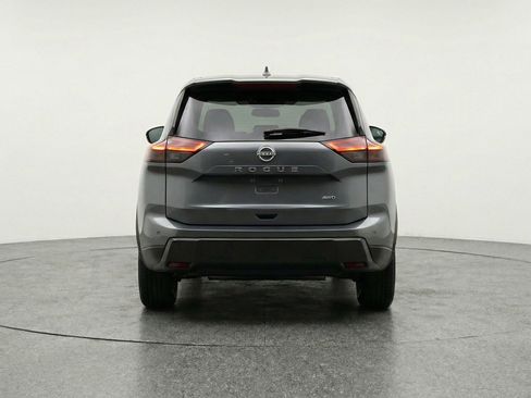 Used 2025 Nissan Rogue SV AWD/4WD image 7