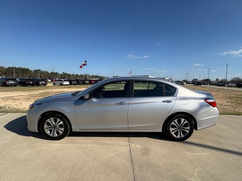 Used 2014 Honda Accord LX image 5