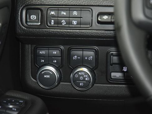 Used 2024 GMC Yukon Denali w/ Max Trailering Package AWD/4WD image 37