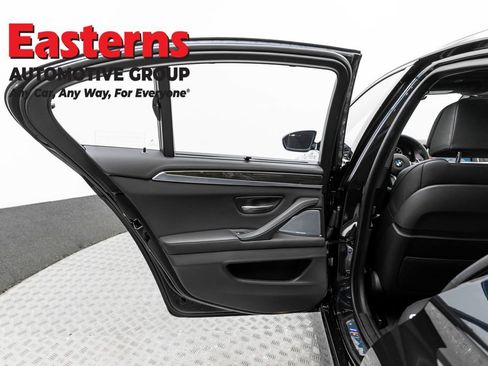 Used 2015 BMW M5 RWD image 33