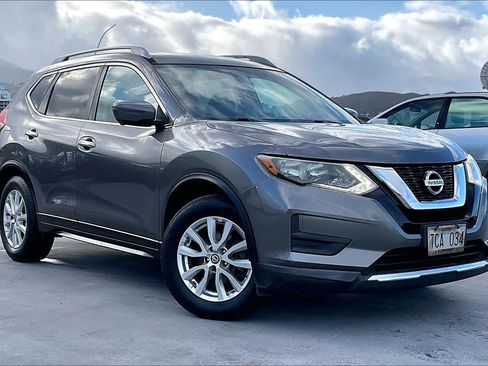 Used 2017 Nissan Rogue SV FWD image 21