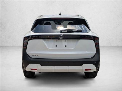 New 2026 Nissan Kicks SV w/ SV Premium Package FWD image 7