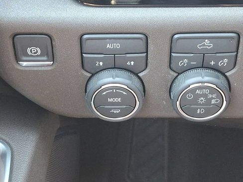 Used 2026 Chevrolet Silverado 1500 RST AWD/4WD image 23