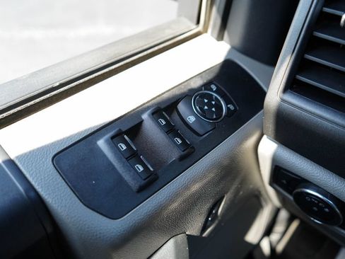 Used 2022 Ford F250 XL w/ Power Equipment Group AWD/4WD image 31