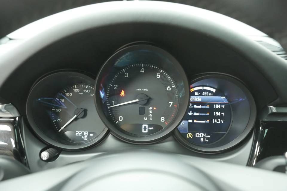 Certified 2026 Porsche Macan AWD/4WD image 14