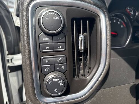 Used 2022 Chevrolet Silverado 1500 RST w/ Z71 Off-Road Package image 11