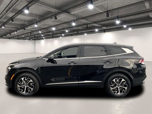 Certified 2023 Kia Sportage EX image 5