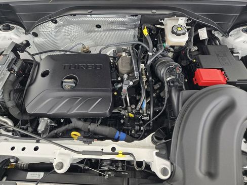 New 2026 Chevrolet TrailBlazer LT w/ LT Cold Weather Package FWD image 35