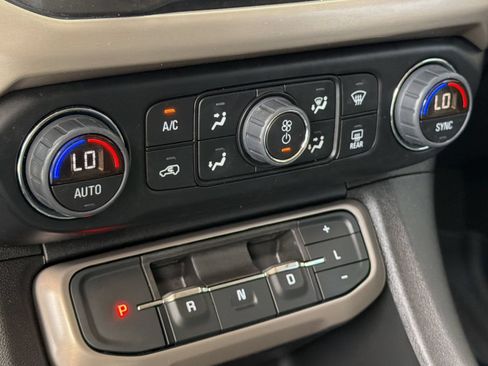 Certified 2023 GMC Acadia Denali w/ Black Diamond Edition FWD image 18