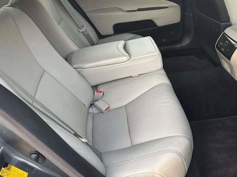 Used 2013 Lexus LS 460 L image 21