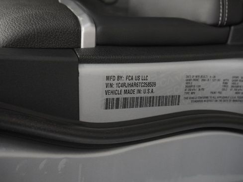 New 2026 Jeep Grand Cherokee Altitude AWD/4WD image 39