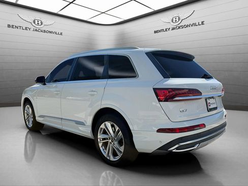 Used 2023 Audi Q7 3.0T Premium Plus AWD/4WD image 16