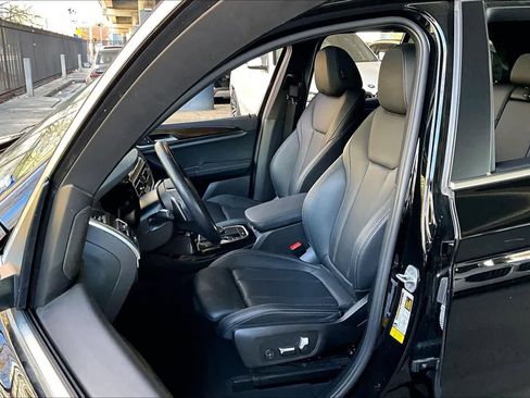 Used 2023 BMW X3 sDrive30i w/ Convenience Package image 7